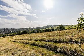 Luxury Glamping - Charlcombe Valley Orchards Bath