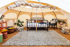 Luxury Glamping - Charlcombe Valley Orchards Bath