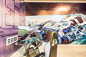 15976 Spacious Charming Family Getaway