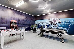 15976 Spacious Charming Family Getaway