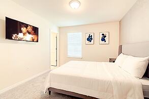 15976 Spacious Charming Family Getaway