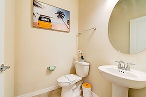 15976 Spacious Charming Family Getaway