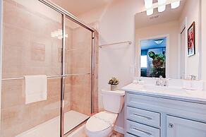 15976 Spacious Charming Family Getaway