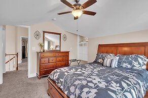 The Cozy Nest Near Wilder Park 4 Bedroom Home