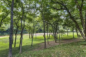 Lakefront Paradise at the Pointe - Multiple Pools