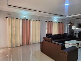 GATOMA EXECUTIVE LODGE