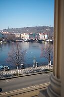 Rašínovo nábřeží - Riverside Residence