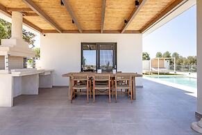 NOLA Nomadic Luxury Villas