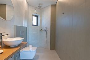 NOLA Nomadic Luxury Villas