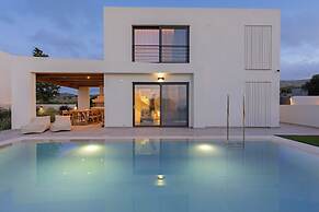 NOLA Nomadic Luxury Villas