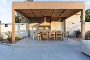 NOLA Nomadic Luxury Villas