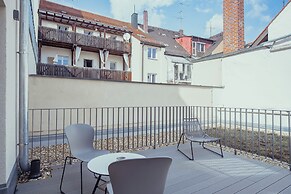 Mariandl am Berg