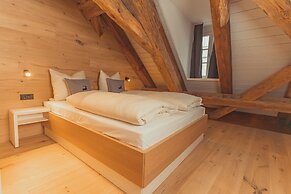 Mariandl am Berg