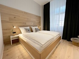 Mariandl am Berg