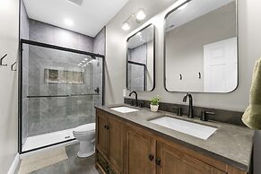 Lake Shore Landing For 20!