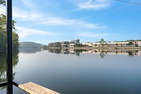 Lake Shore Landing For 20!