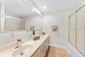 Lake Shore Landing For 20!