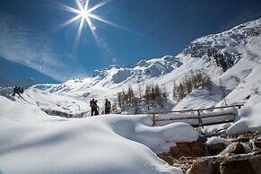 Mountain Residence CLARA