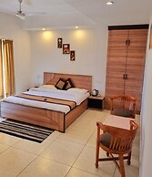 Mist n Meadows Resort