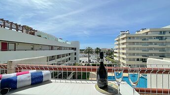 Poolside Bliss T1 HsR Vilamarina