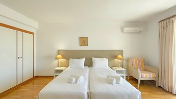 Poolside Bliss T1 HsR Vilamarina