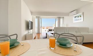 Penthouse Triplex com Jacuzzi T3 HsR Vilamarina