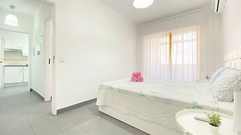 WOW Frente Praia II T2 HsR Quarteira