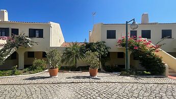 T2 Monte Sol Vilamoura by Hsrentals
