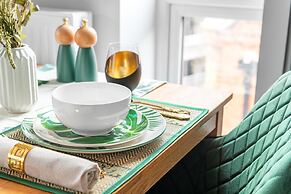 Luxury Leicester Apartment Retreat