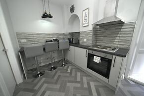 Telford - Apartment - Sleeps 5 - Flat 4