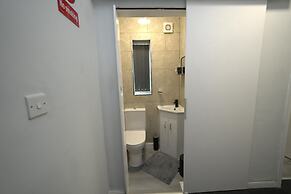 Telford - Apartment - Sleeps 5 - Flat 4