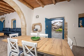 Halases Panorama Villa pvt Pool