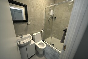 Telford - Apartment - Sleeps 4 - 85ws