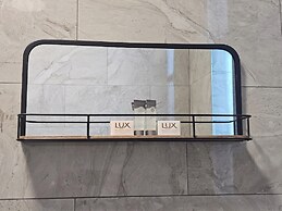 Charming Oxford Apartment in Telford - Flat 2