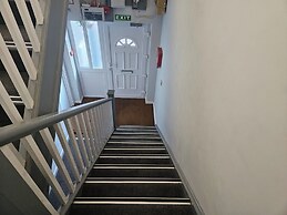 Charming Oxford Apartment in Telford - Flat 2