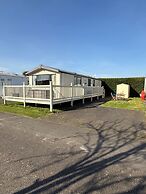 Sunny Chalet Retreat in Skegness