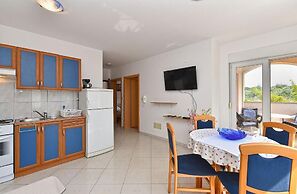 Bright Apartment in Medolino