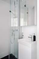 Modern Studio Apartment in Lönnrotinkatu