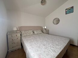 Bright Escape Near the Beach