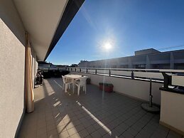 Bright Escape Near the Beach