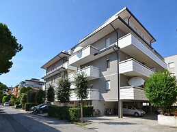 Bright Escape Near the Beach