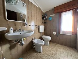 Bright Escape Near the Beach