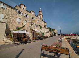 Stone House Seaside Retreat on Brač Island