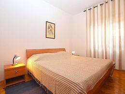 Comfortable Stay in Fažana With Outdoor Space