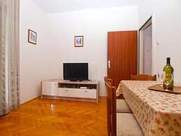 Comfortable Stay in Fažana With Outdoor Space