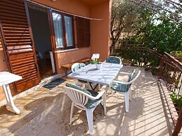 Comfortable Stay in Fažana With Outdoor Space