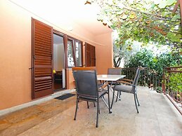 Comfortable Stay in Fažana With Outdoor Space