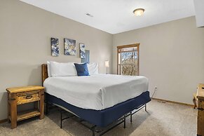 Serenity Oaks Stay for 16!