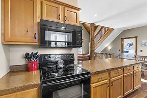 Serenity Oaks Stay for 16!