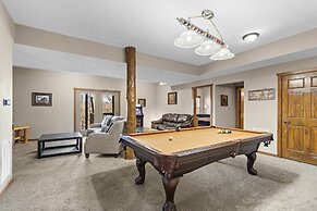 Serenity Oaks Stay for 16!